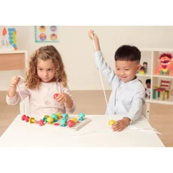 Activity pinchos formas colores eco