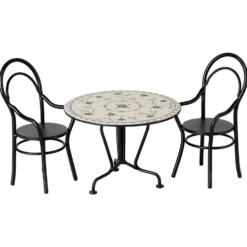 Mesa de comedor con 2 sillas para ratones Maileg