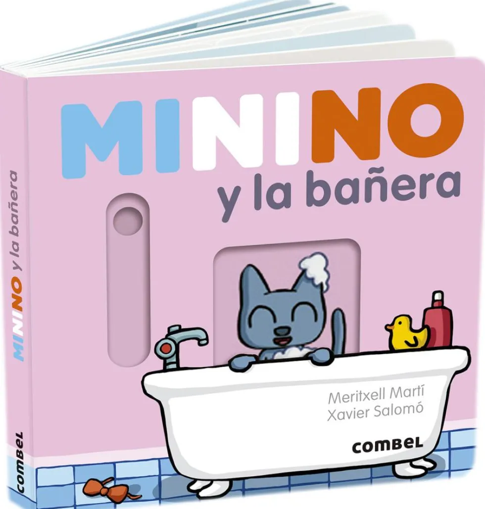 Minino y la bañera