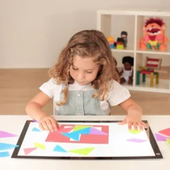 Tangram translúcido